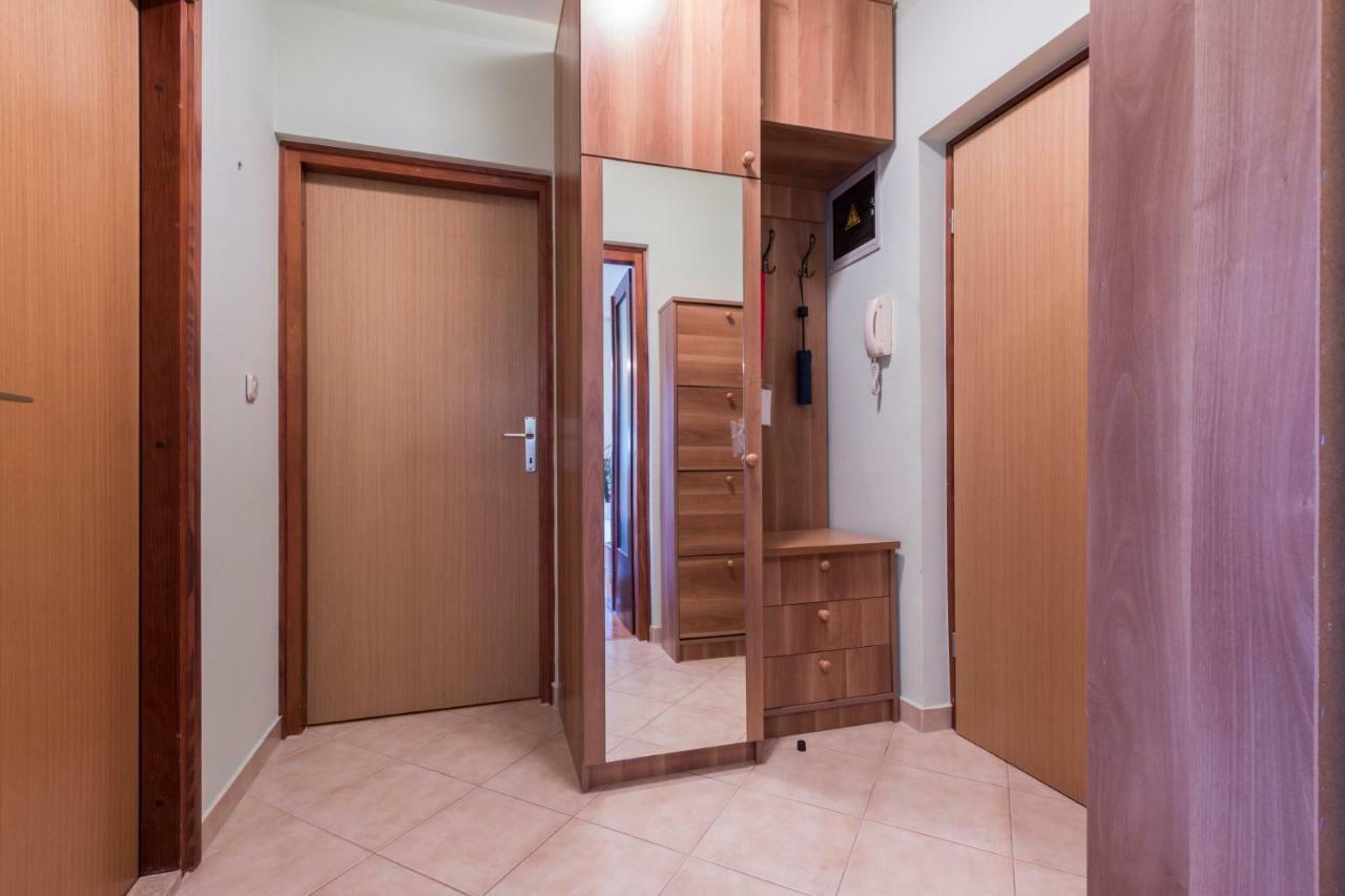 Apartment Yolanda *