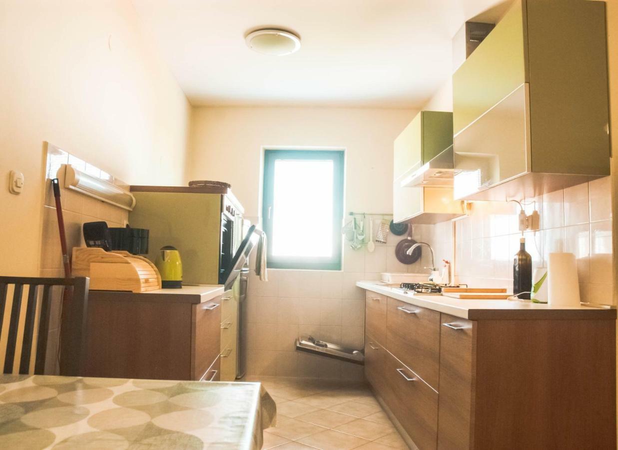 Yolanda Apartment Pula