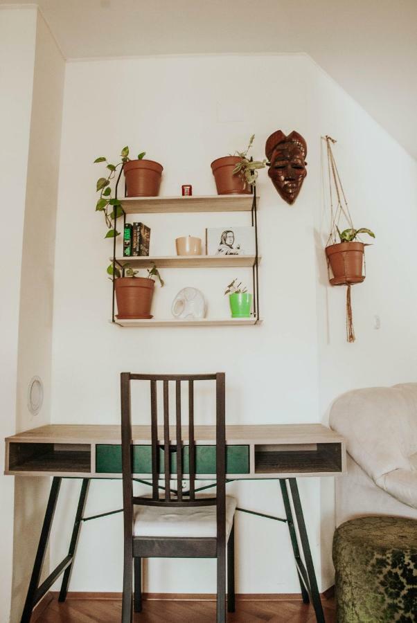 Apartment Yolanda Pula